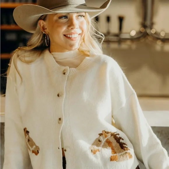 Western Rodeo Horse Knit Button Front Cardigan Sweater Top Yellowstone - Picture 2 of 6